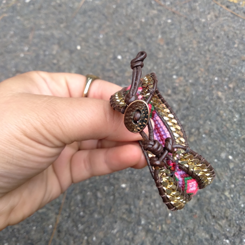 Multi material colorful bracelet